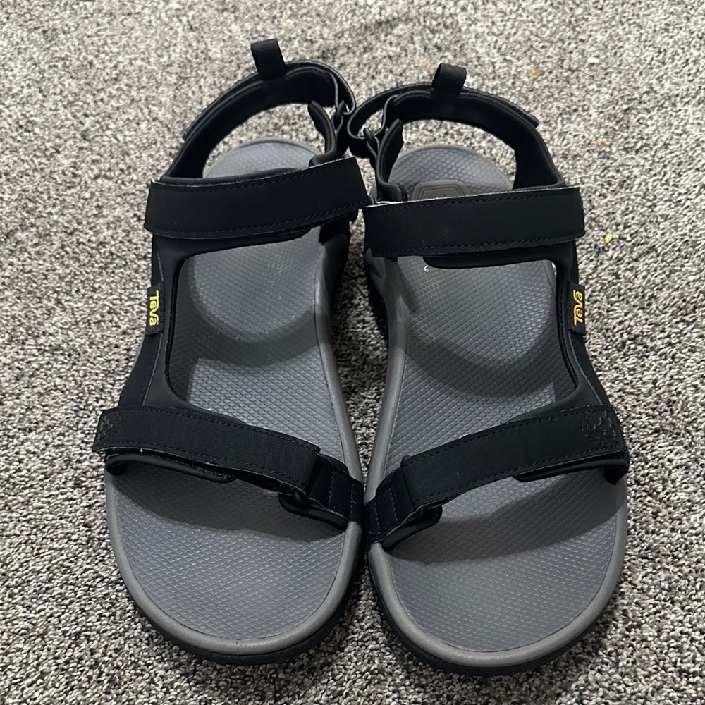 Teva Men's Meacham River Sandal in black Sz 13